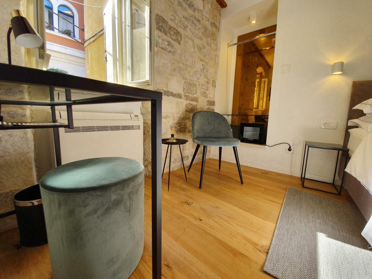 The Suites At Central Split Exterior photo